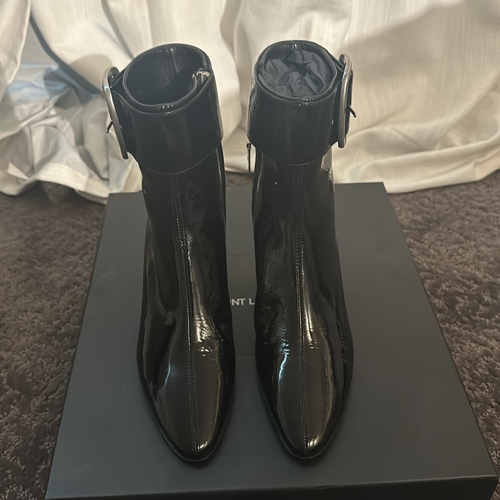 SAINT LAURENT LOW HEEL BOOTIES - Picture 4 of 10